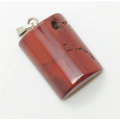 Pendentif semi-cylindrique en forme de jaspe rouge