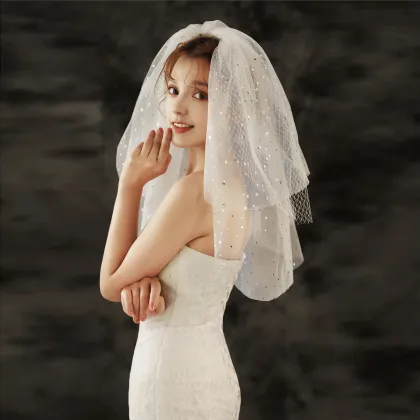 Short Lace Wedding Veils with Comb