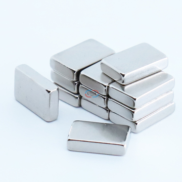 Neodymium แม่เหล็กบล็อกถาวรที่แข็งแกร่งเป็นพิเศษ