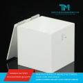 Visor de doação em acrílico branco elegante com recurso de travamento