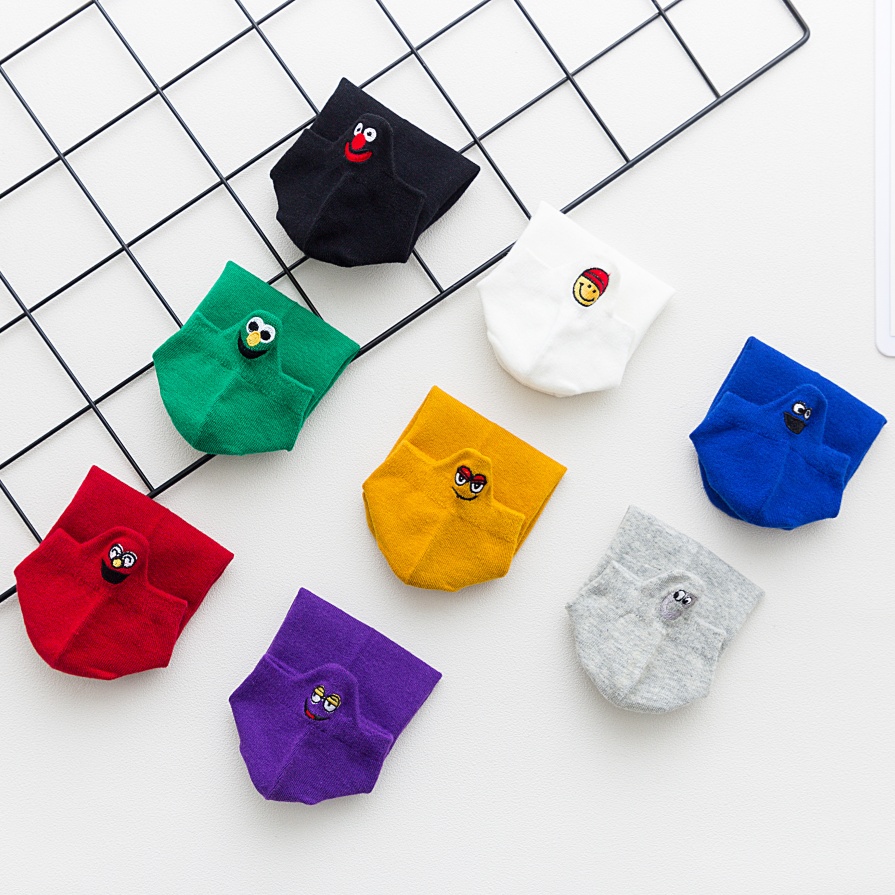 Kaibig -ibig na mga medyas ng bangka