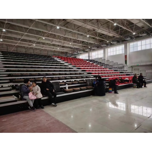 Manual soft seat telescopic bleacher