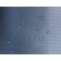 Polyester Nylon PU Beschichtung Wasserdichtes Gewebe für Regenmantel