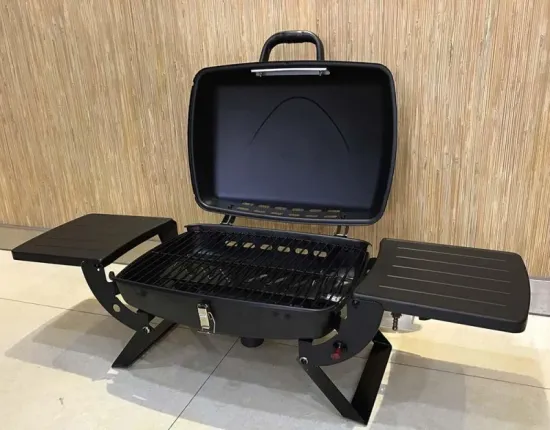 Wholesale Portable Barbecue Grill Outdoor Camping Gas BBQ Grill with Folding Side Shelf