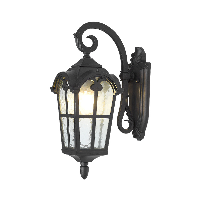 Classic Metal Outdoor Wall Lamp