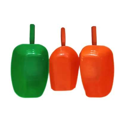 Large Plastic Shovel for Animal Husbandry Feed