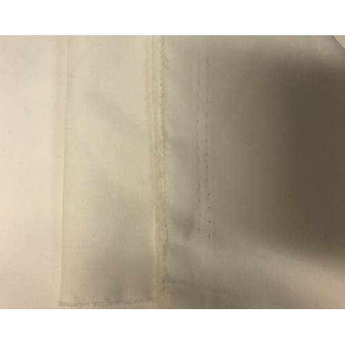 Bomullspoplin 40 * 40/133 * 72 halvblekt 57/58 125 gsm
