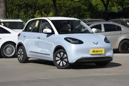High-Speed 4-Wheel Electric SUV by Wuling Bingo - Leading Electric Car Brand in China