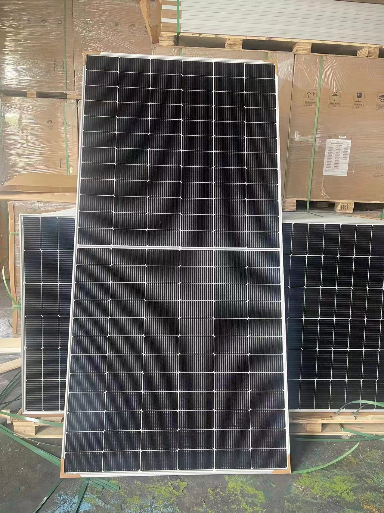 Photovoltaic Module solar panel bifacial type 700w