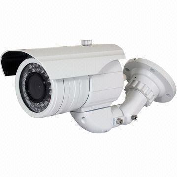 Weatherproof IR Varifocal Lens Camera with 4 to 9mm Manual Zoom, 700TVL, BLC/AWB Function