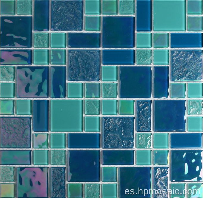 Azulejos de mosaico de vidrio azul mezclado