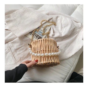 2021 pearl handle metal chain strap straw bag