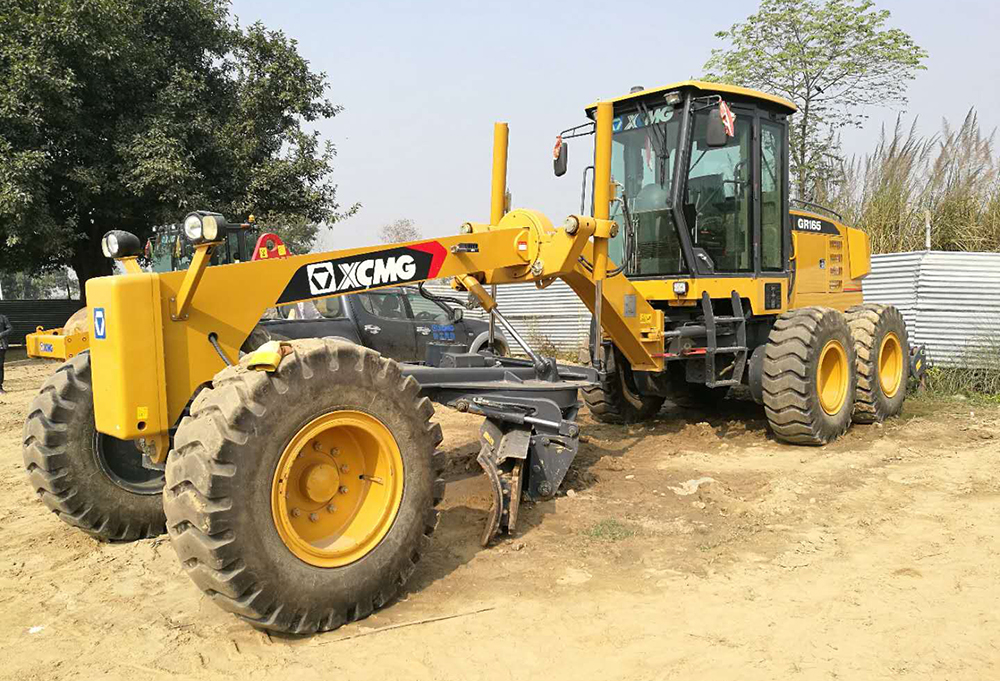 15000kg Gr165 Motor Grader Price 2 Jpg