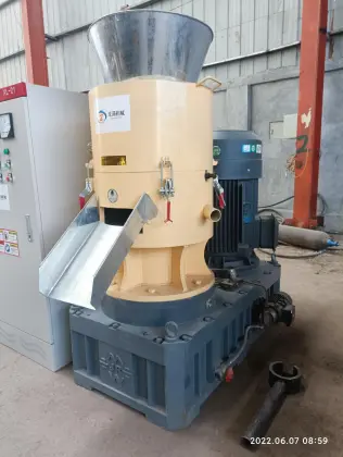 pellet machine to make wood pellets