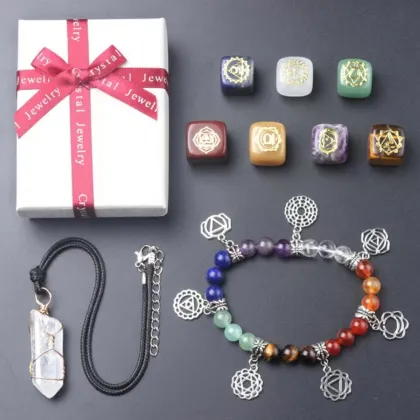 Wholesale Hot Sale: Seven Chakras Box Set with Crystal Bracelet and Pendant