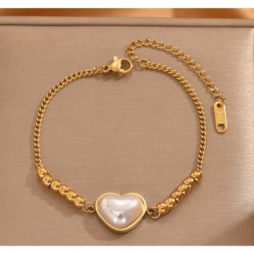 Brazalete con mestizos de titanio de corazón elegante