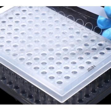 Advanced sealing film for qPCR