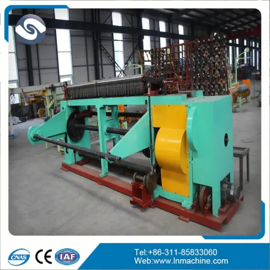 Professional straight and reverse twisted hexagonal wire mesh machine