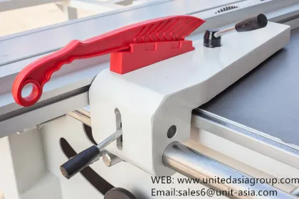 Sliding table panel saws