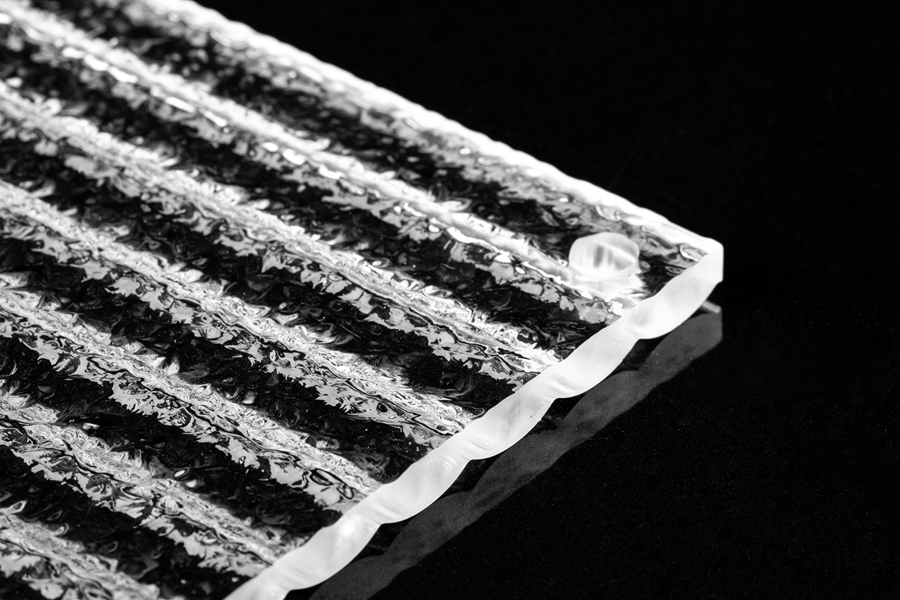 Textured acrylic sheet with strong plasticity