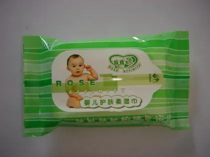 baby wet wipe