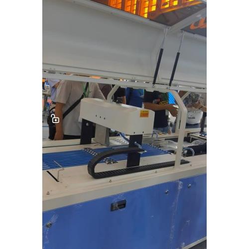Economic type auto garment folding and bagging machine