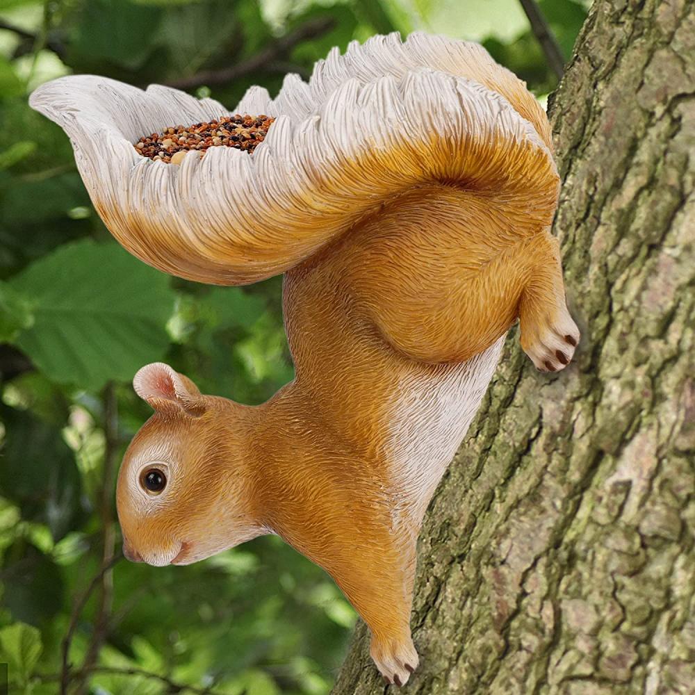 Decoración del árbol del comedero para pájaros de ardilla al aire libre