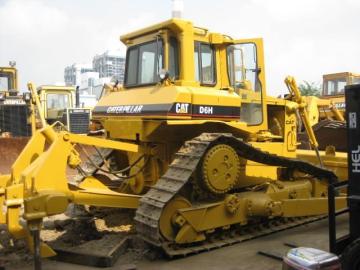 Used CAT D6H bulldozer