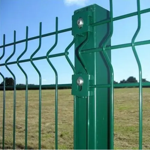 Coated Welded Curved Wire Mesh Farm Fence