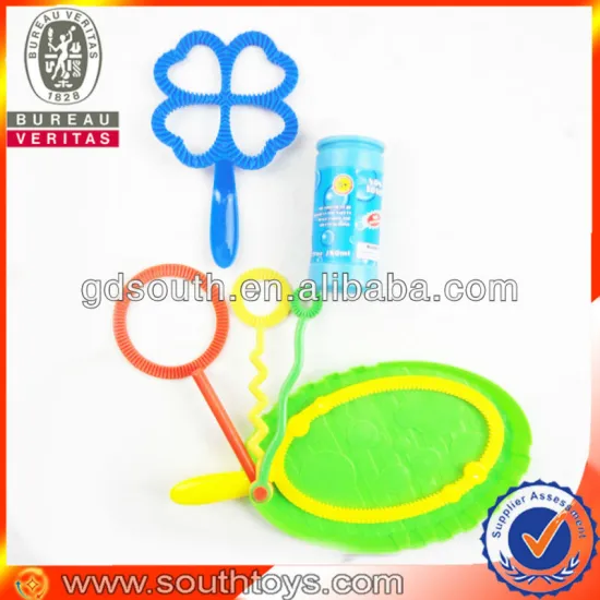 summer toy blowing bubbles toy
