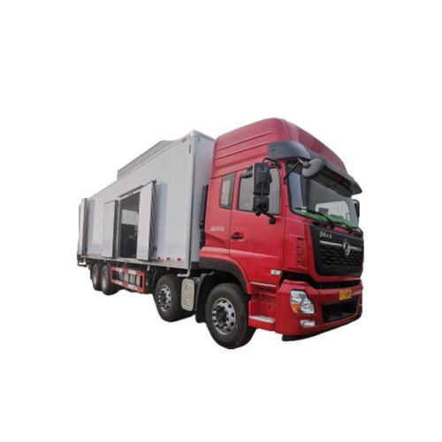 8x4 Diesel Engine Refrigerator Freezer Truck