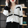 Version coréenne féminine Tous-cardigan en tricot en laine