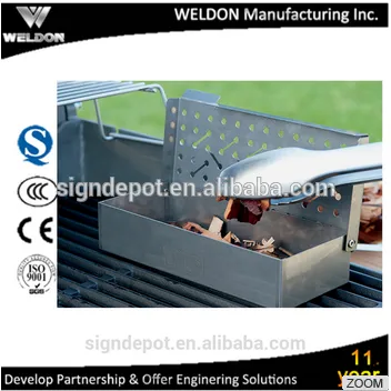 Grills Type and Stainless Steel Metal Type easily add chips smoker box