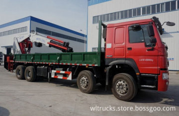 8*4 Sinotruk HOWO 30ton 40ton 50ton timber crane for sale