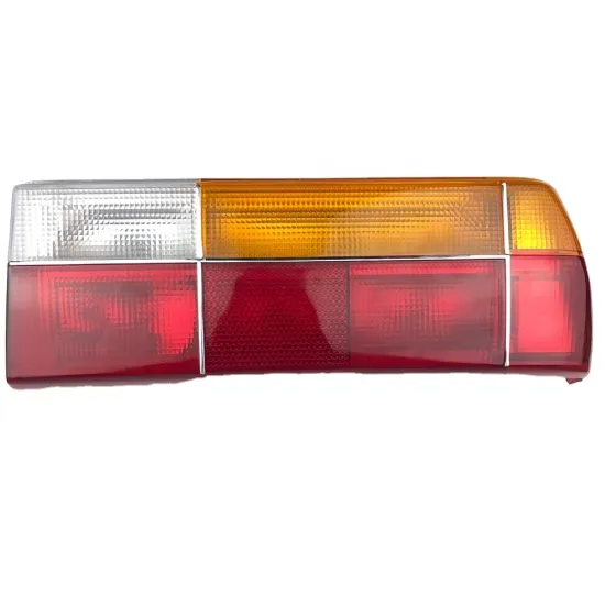 TAIPAI Factory Price Car Auto Lamp Rear Combination Lamp Tail Light for PEUGEOT 305 (1977-1989)