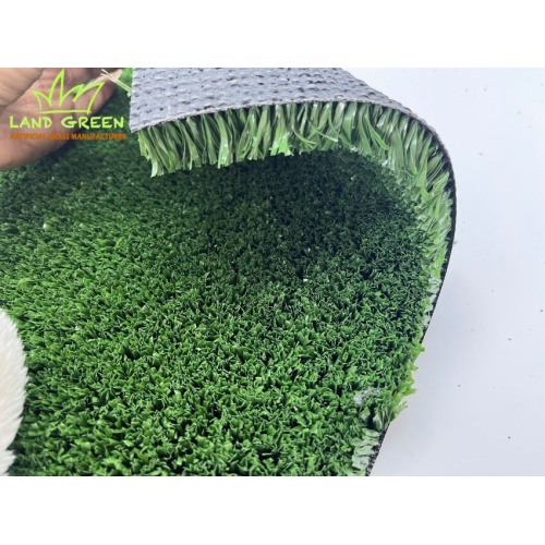 Тренировочная площадка для игры в крикет с искусственной травой