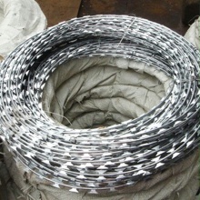 Galvanizada Razor Barbed Wire Concertina Razor Wire Fence