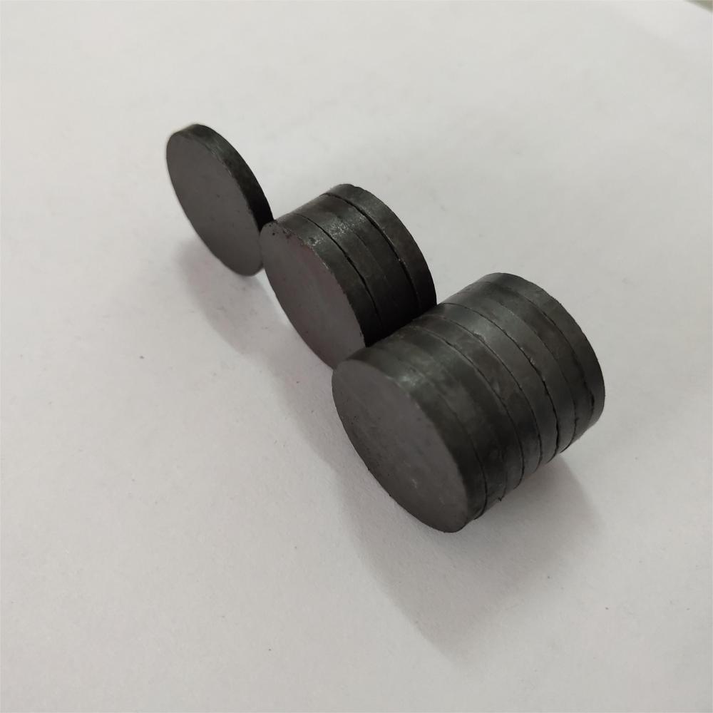 Ferrite Magnet Disc 15 Jpg