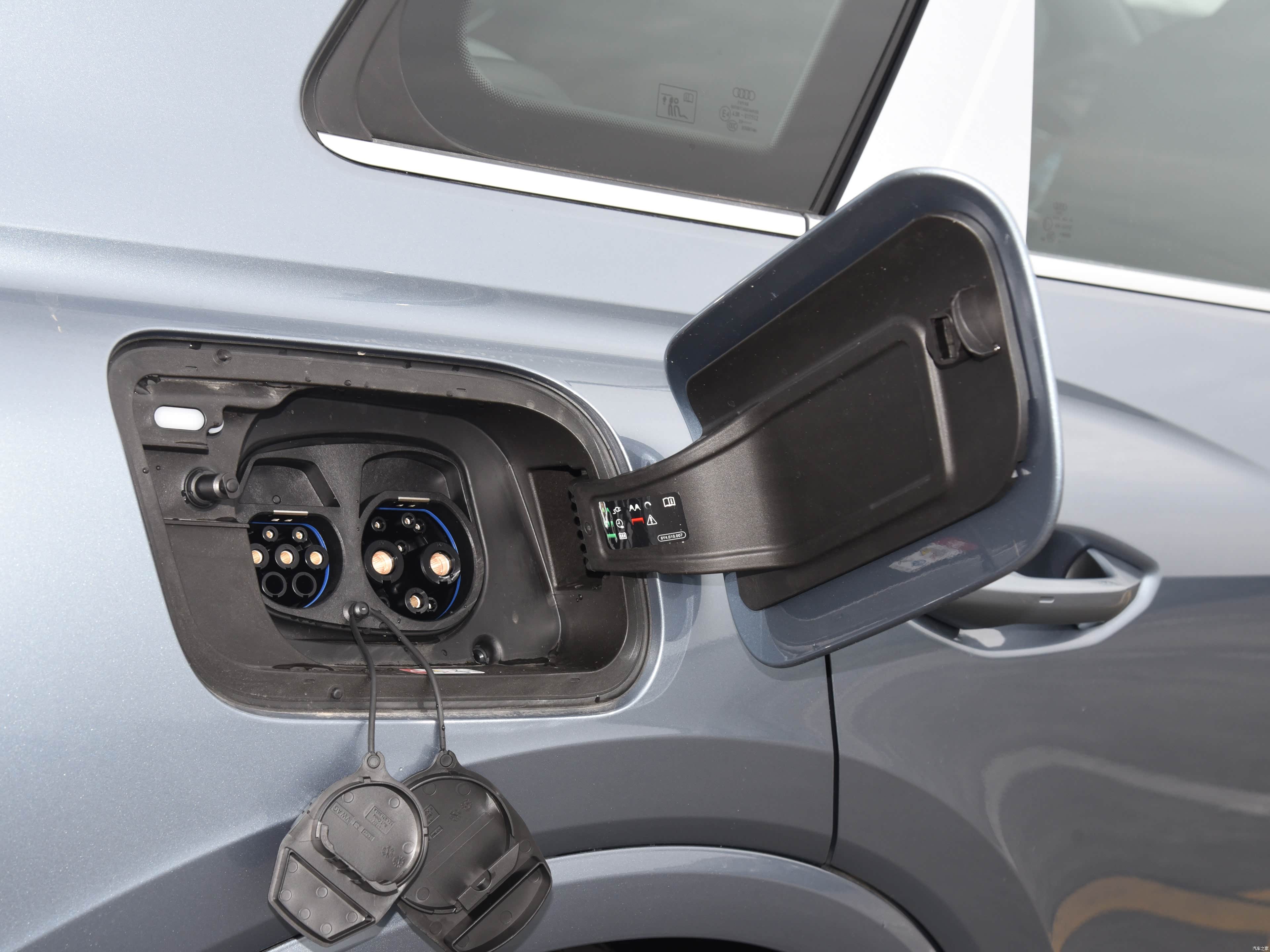 AudiQ4 e-tron 13