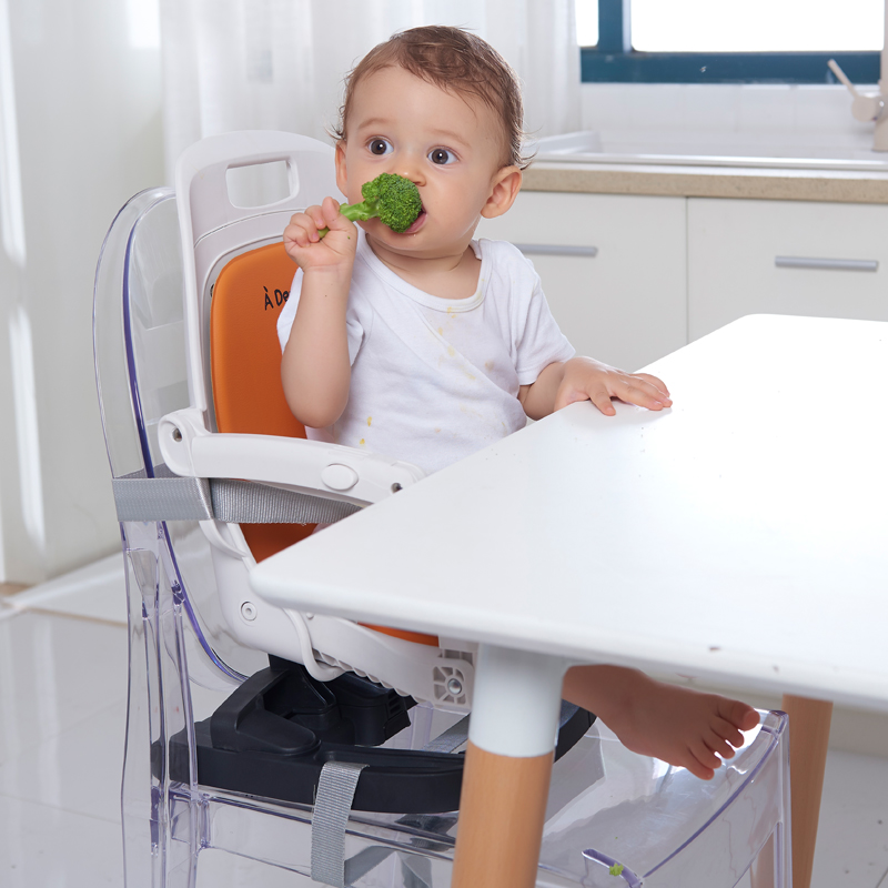 Falten tragbarer Baby -Fütterungs -Booster -Sitz mit Tablett