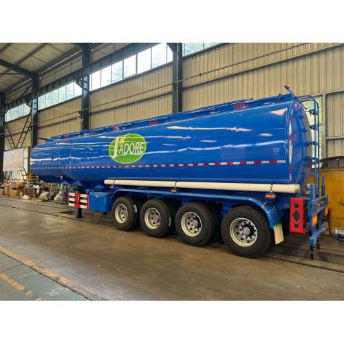 نصف مقطورة ناقلة نقل السوائل الزرقاء ذات أربعة محاور