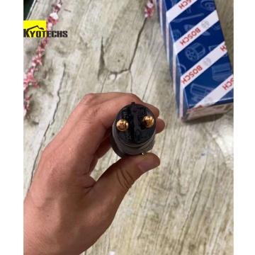 6D107 Common Rail Diesel Injector Nozzle for Komatsu PC200-8 QSB4.5 QSB6.7 - Hot Sale