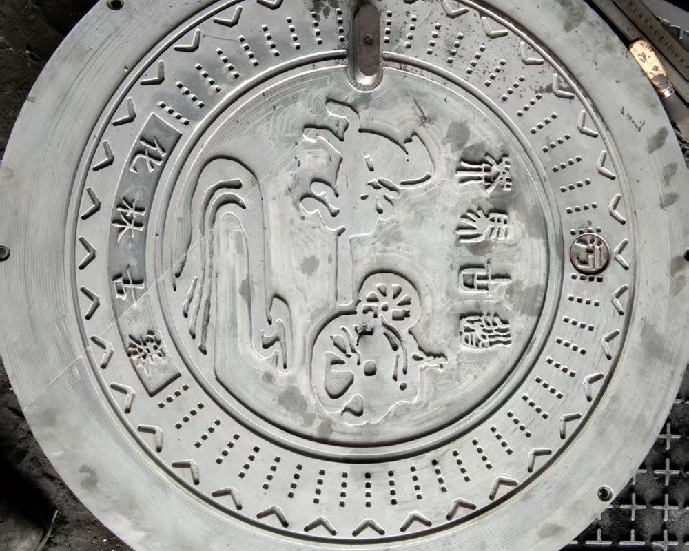 Customized manhole cover 14