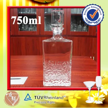 Gift packing different designs 750ml empty flint glass whisky decanter set