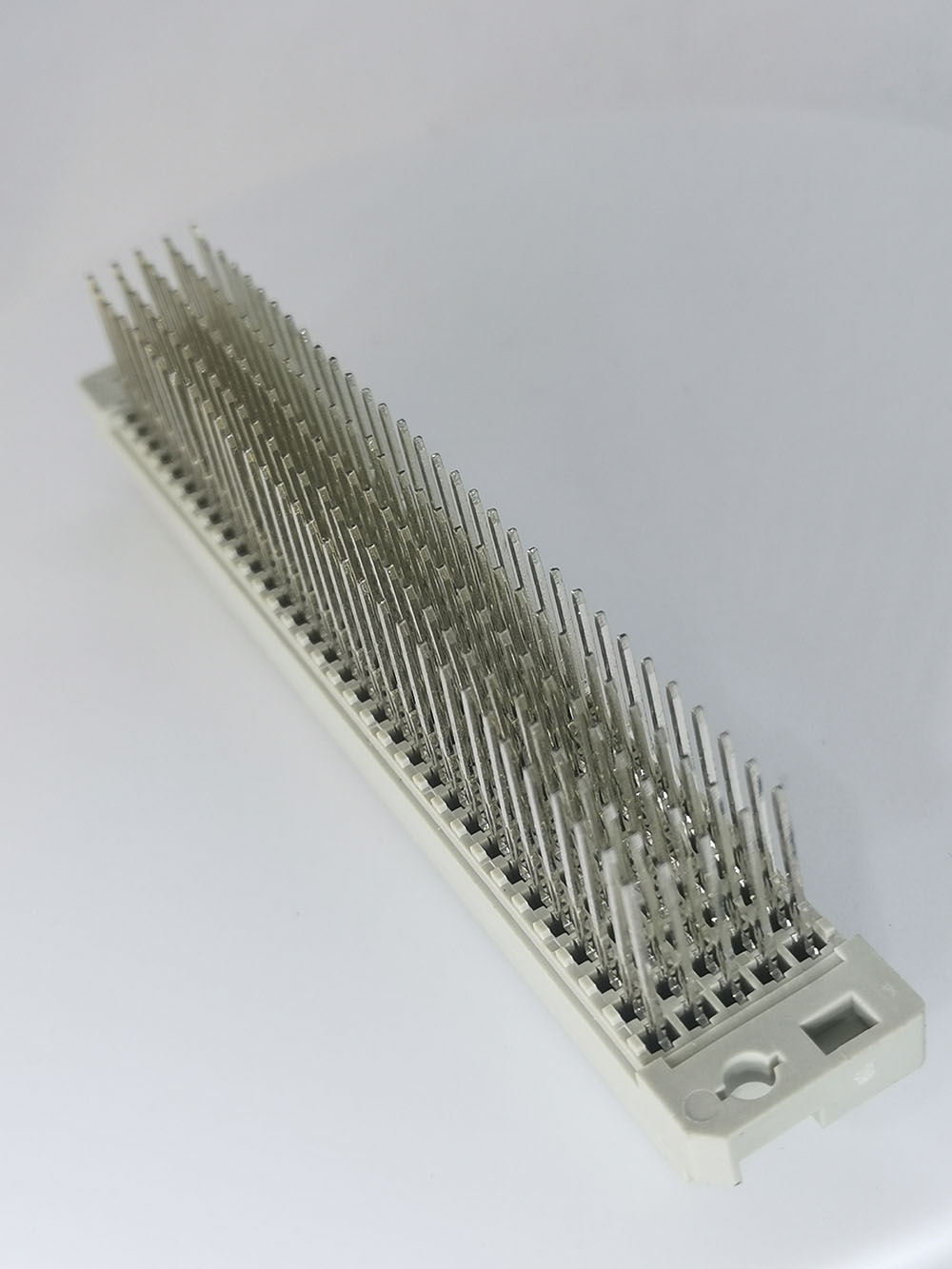 160 Postions Vertcal Solder Type E Female DIN 41612 / IEC 60603-2 Connector