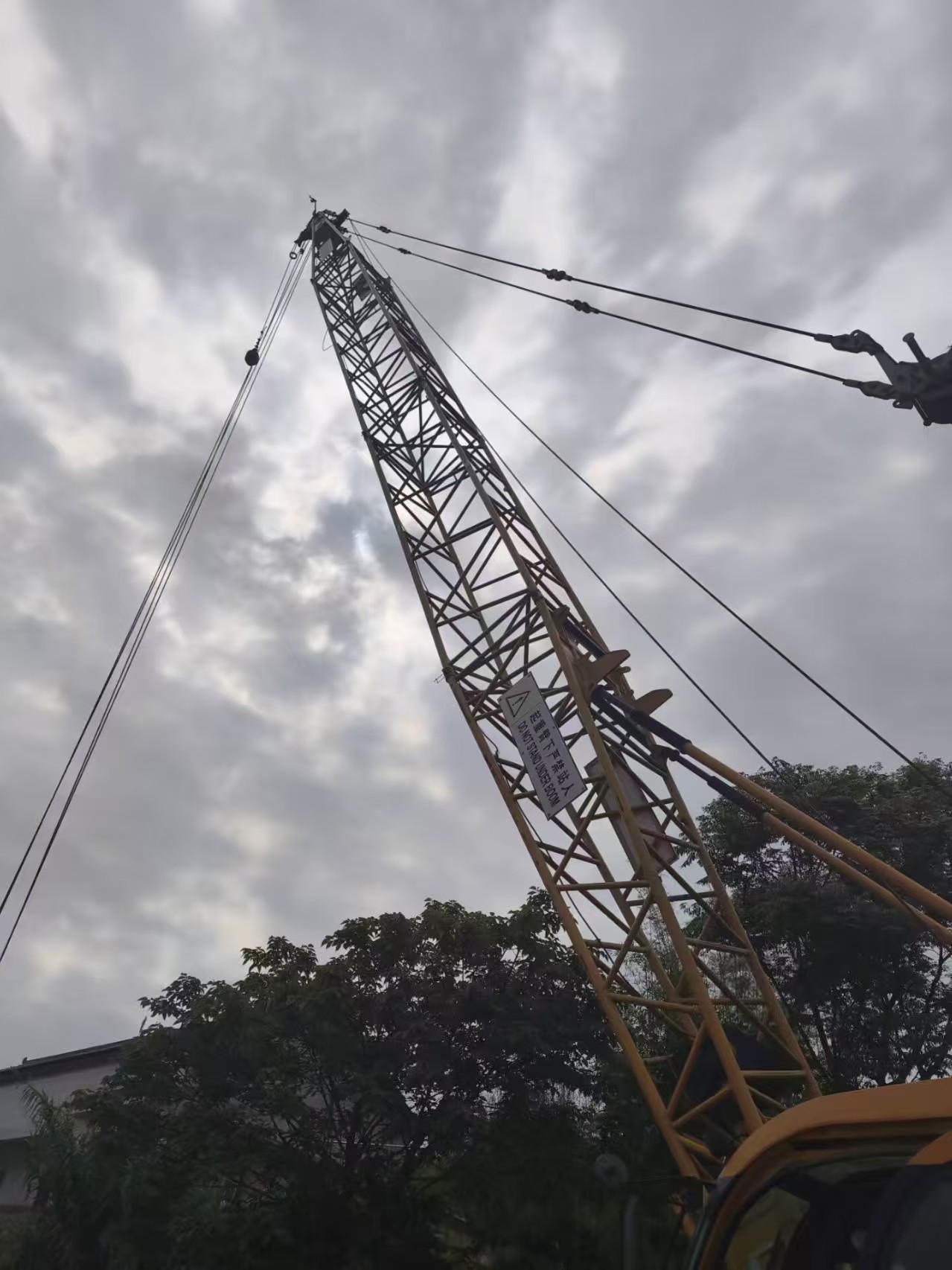 used crawler crane tested before shipment-xgv55