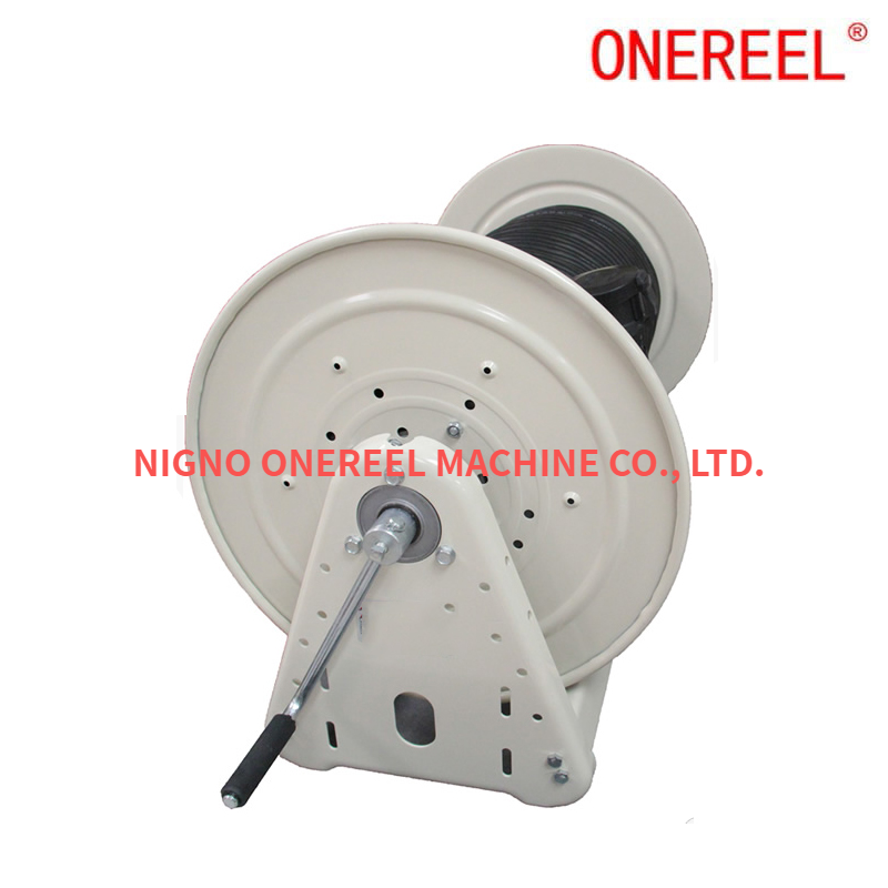heavy duty cable reel (4) heavy duty cable reel (4)