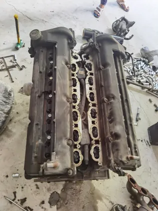Original Used Engine Assembly for Aston Martin Rapide 6.0 Displacement