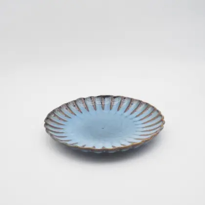 Embossed style reactive glazed finish dinnerset tableware
