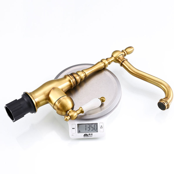 Modern 35mm Single Lever Faucet in Zinc Alloy